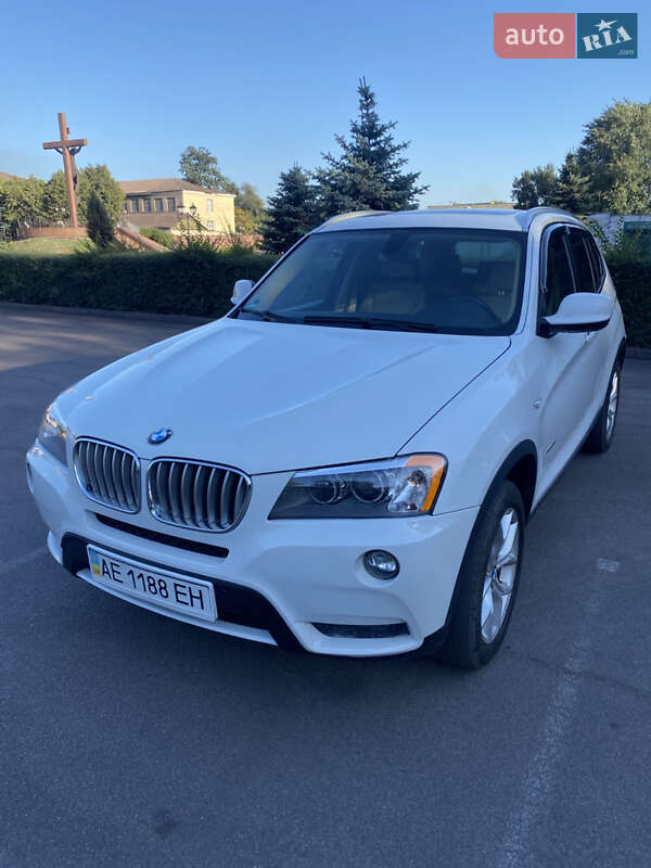 Внедорожник / Кроссовер BMW X3 2012 в Каменском