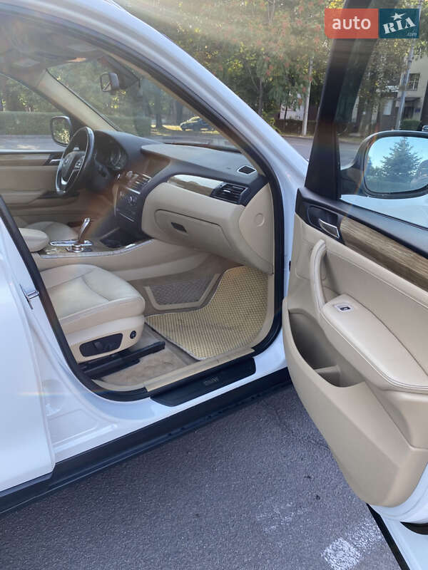 Внедорожник / Кроссовер BMW X3 2012 в Каменском