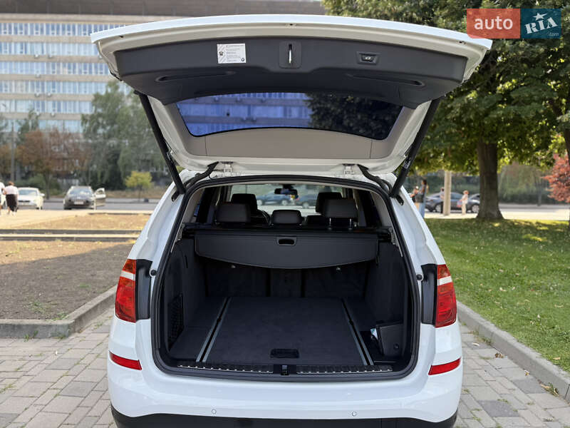 Внедорожник / Кроссовер BMW X3 2016 в Днепре