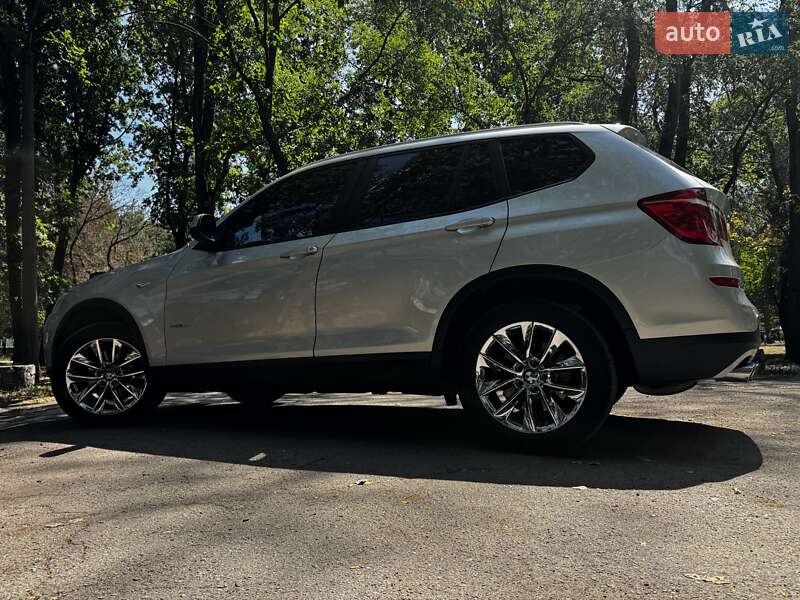 Внедорожник / Кроссовер BMW X3 2016 в Днепре