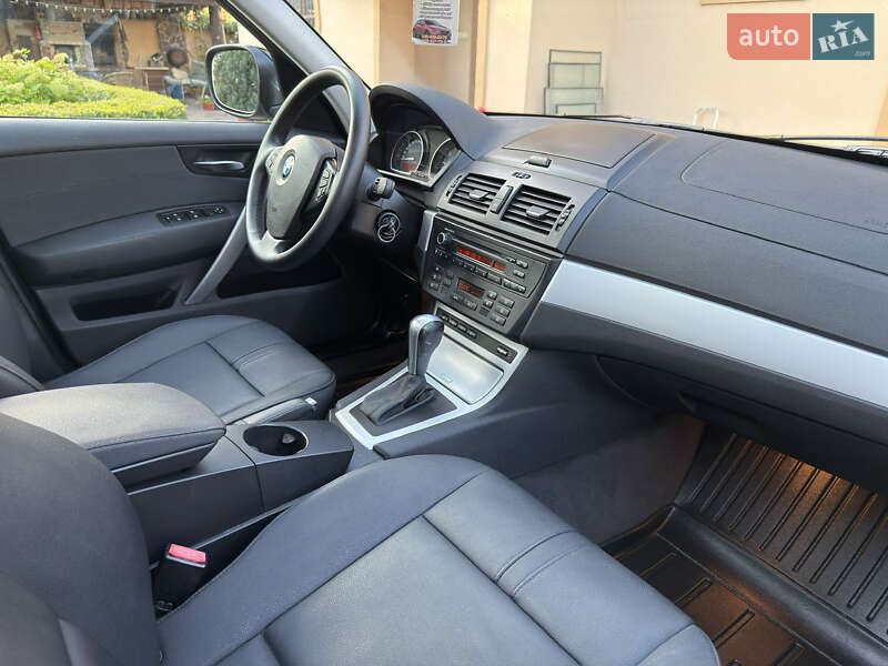 Внедорожник / Кроссовер BMW X3 2010 в Ивано-Франковске