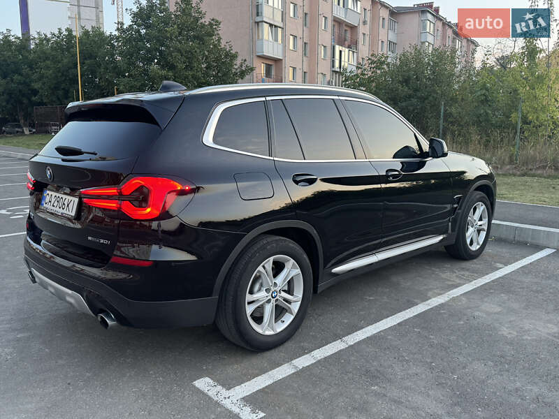 Внедорожник / Кроссовер BMW X3 2019 в Киеве