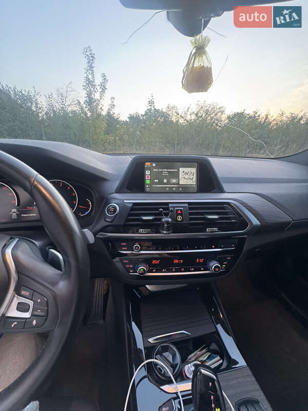 Внедорожник / Кроссовер BMW X3 2019 в Киеве