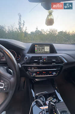 Внедорожник / Кроссовер BMW X3 2019 в 