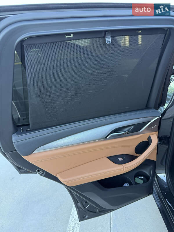 Внедорожник / Кроссовер BMW X3 2019 в Киеве