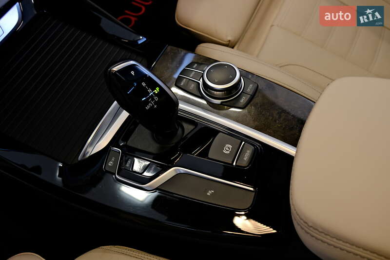 Внедорожник / Кроссовер BMW X3 2020 в Одессе