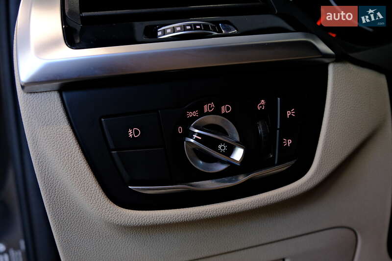 Внедорожник / Кроссовер BMW X3 2020 в Одессе