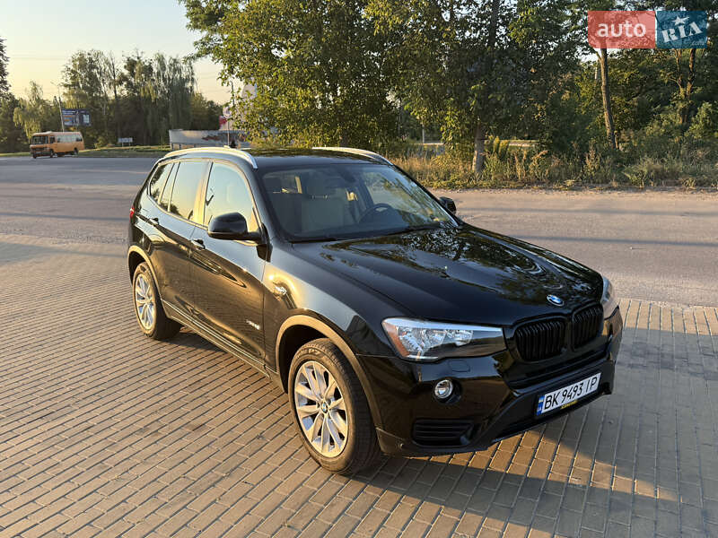 Внедорожник / Кроссовер BMW X3 2015 в Ровно