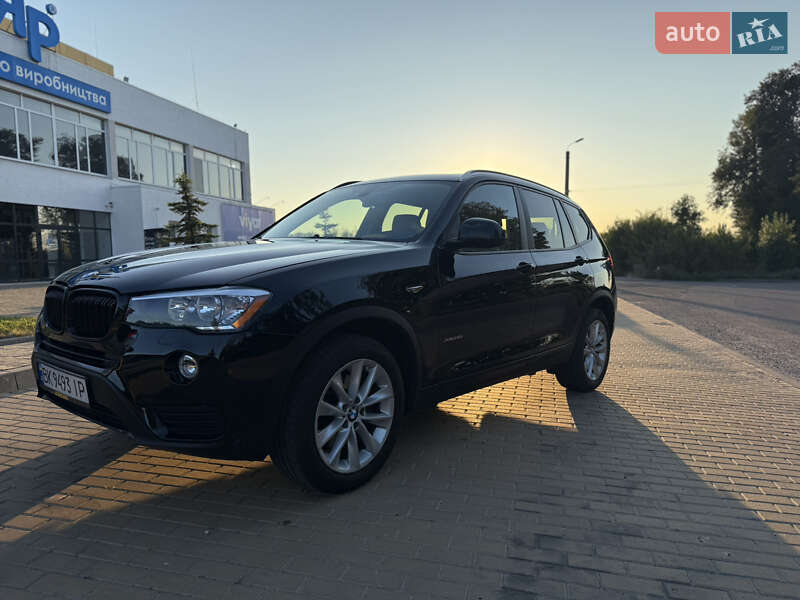 Внедорожник / Кроссовер BMW X3 2015 в Ровно