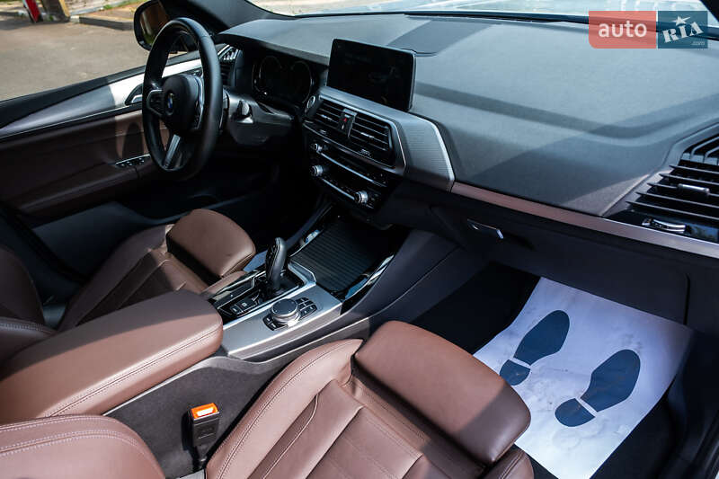 Внедорожник / Кроссовер BMW X3 2018 в Киеве