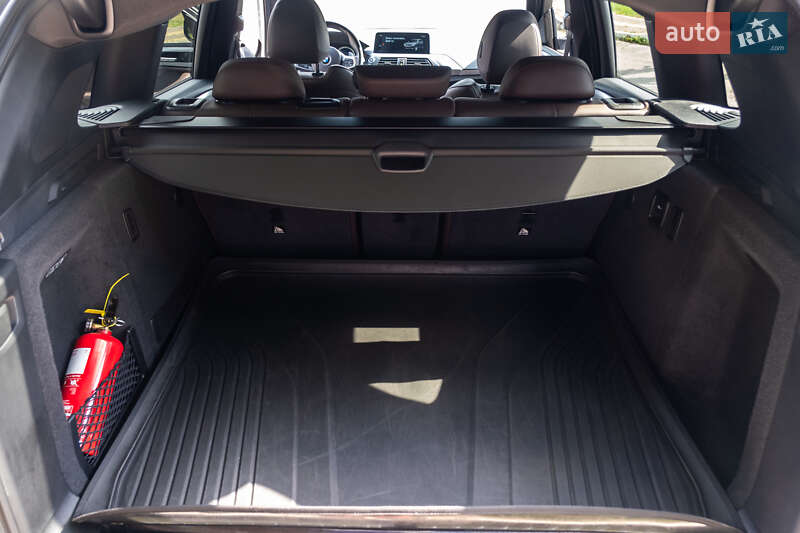 Внедорожник / Кроссовер BMW X3 2018 в Киеве