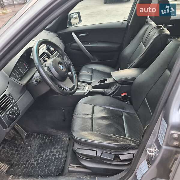 Внедорожник / Кроссовер BMW X3 2004 в Полтаве