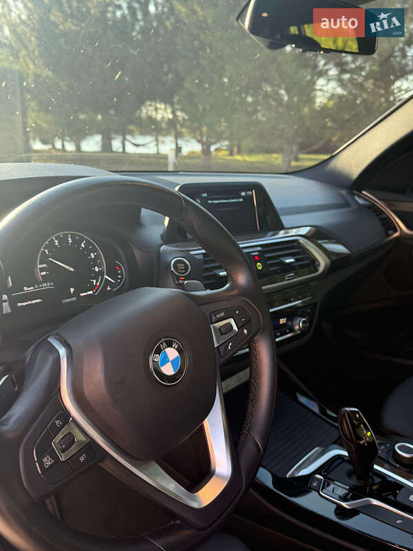 Позашляховик / Кросовер BMW X3 2018 в Павлограді фото 4 Позашляховик / Кросовер BMW X3 2018 в Павлограді