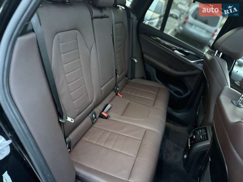 Позашляховик / Кросовер BMW X3 2018 в Києві фото 35 Позашляховик / Кросовер BMW X3 2018 в Києві