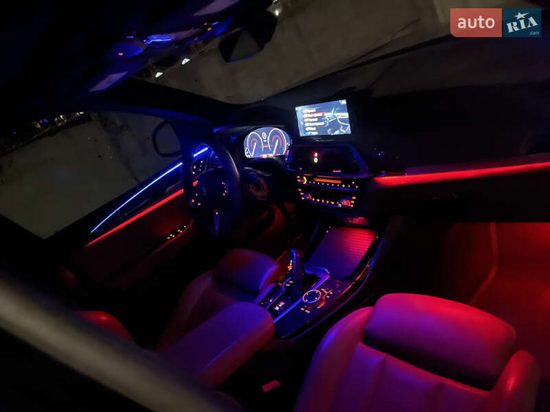 Внедорожник / Кроссовер BMW X3 2018 в Киеве