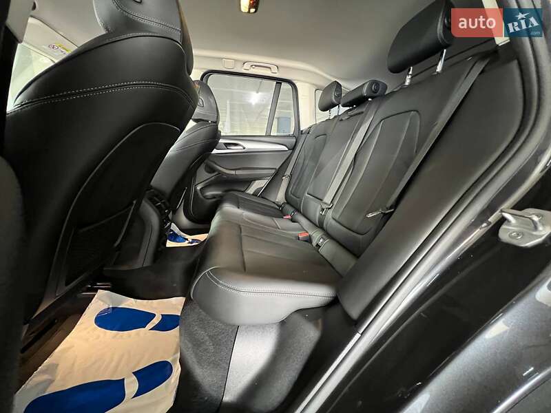 Позашляховик / Кросовер BMW X3 2018 в Одесі фото 19 Позашляховик / Кросовер BMW X3 2018 в Одесі
