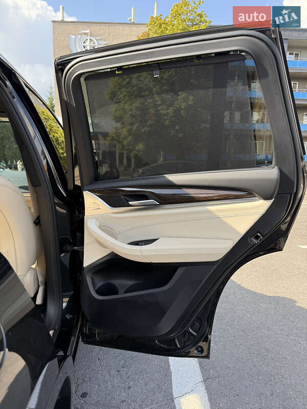 Внедорожник / Кроссовер BMW X3 2018 в Кременчуге