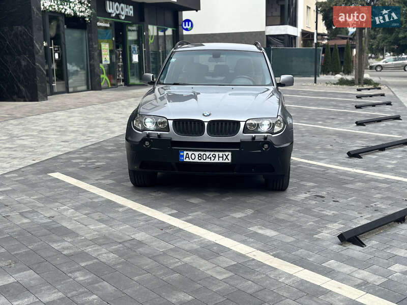Внедорожник / Кроссовер BMW X3 2004 в Ужгороде