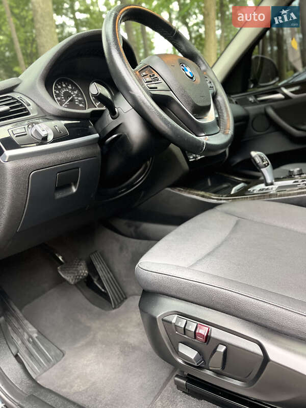 Внедорожник / Кроссовер BMW X3 2016 в Шепетовке