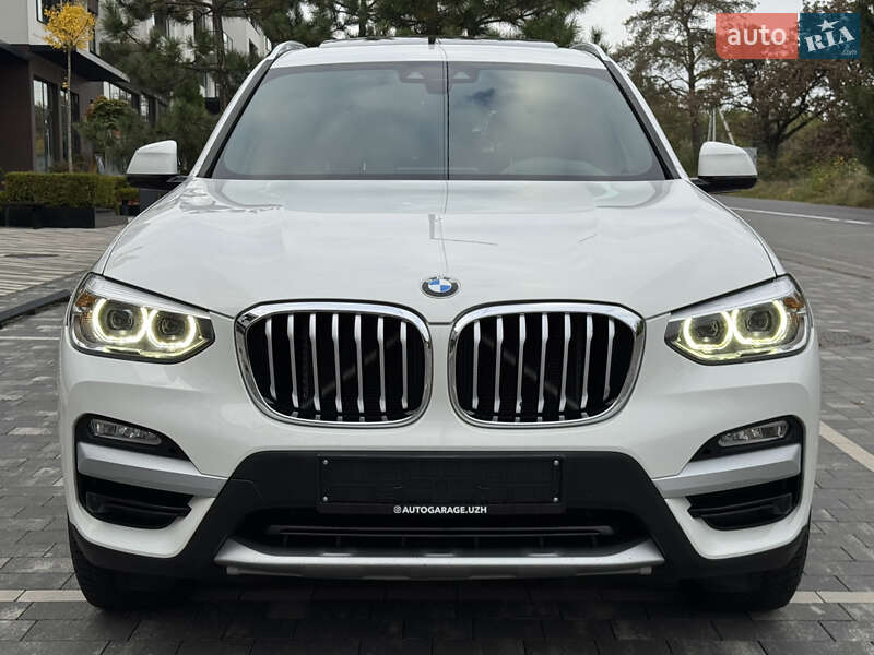 Внедорожник / Кроссовер BMW X3 2018 в Ужгороде