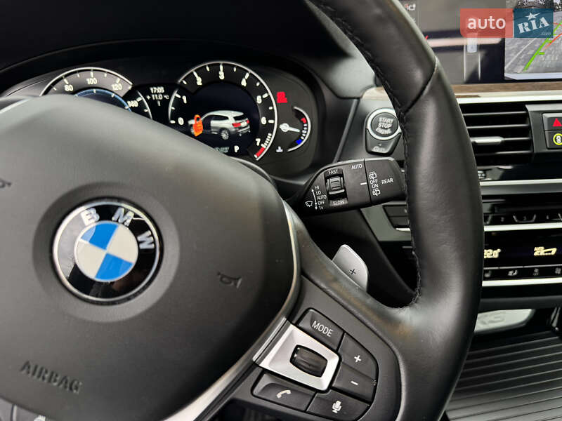 Внедорожник / Кроссовер BMW X3 2018 в Ужгороде