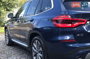 Внедорожник / Кроссовер BMW X3 2019 в 