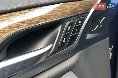 Внедорожник / Кроссовер BMW X3 2019 в 