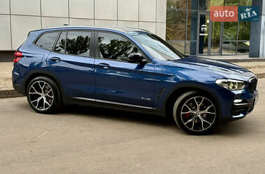 Внедорожник / Кроссовер BMW X3 2017 в 