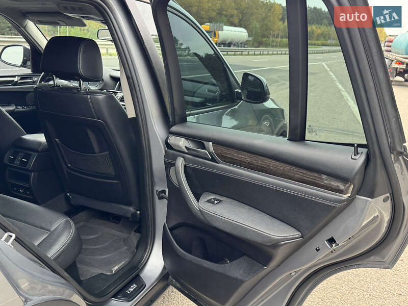 Внедорожник / Кроссовер BMW X3 2015 в Ковеле