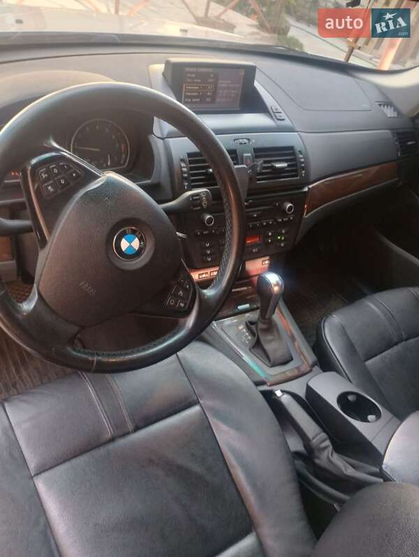 Позашляховик / Кросовер BMW X3 2010 в Миколаєві фото 5 Позашляховик / Кросовер BMW X3 2010 в Миколаєві