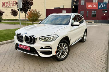 Внедорожник / Кроссовер BMW X3 2019 в 