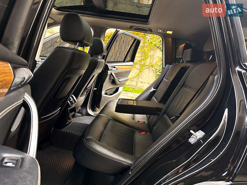 Внедорожник / Кроссовер BMW X3 2011 в Хмельницком