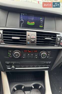 Внедорожник / Кроссовер BMW X3 2013 в 