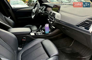 Внедорожник / Кроссовер BMW X3 2021 в 