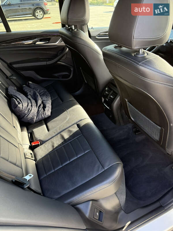 Внедорожник / Кроссовер BMW X3 2018 в Львове