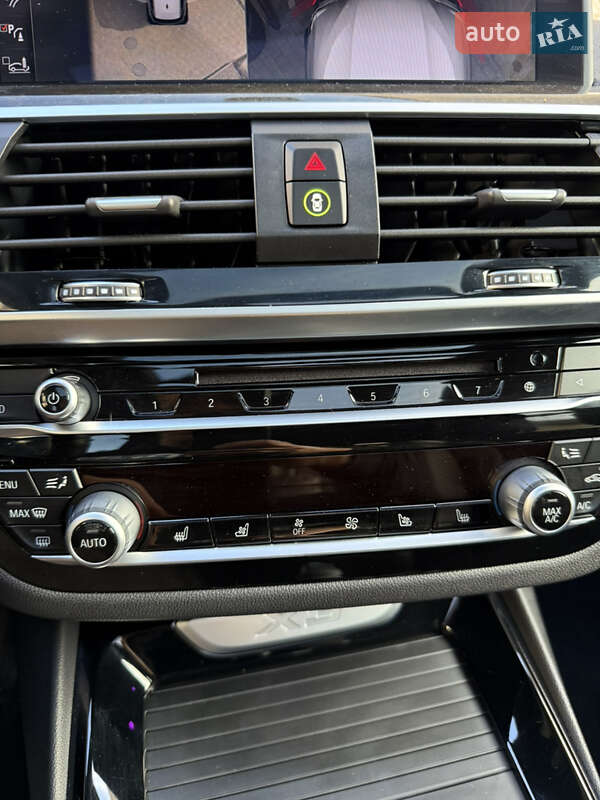 Внедорожник / Кроссовер BMW X3 2018 в Львове