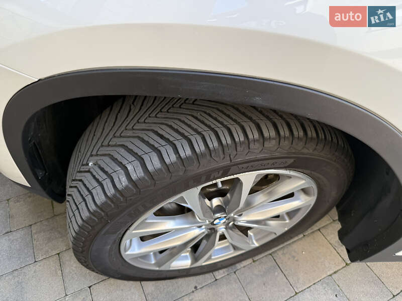 Внедорожник / Кроссовер BMW X3 2018 в Львове