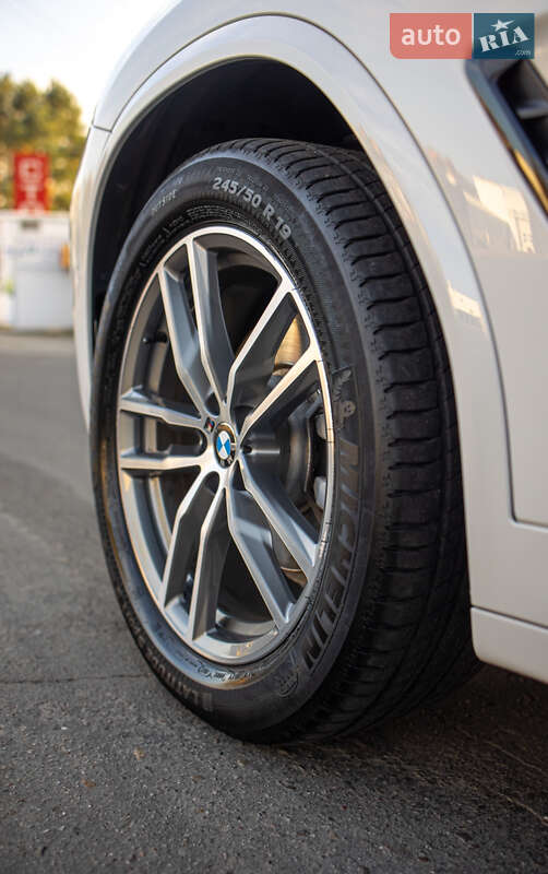 Позашляховик / Кросовер BMW X3 2018 в Чернівцях