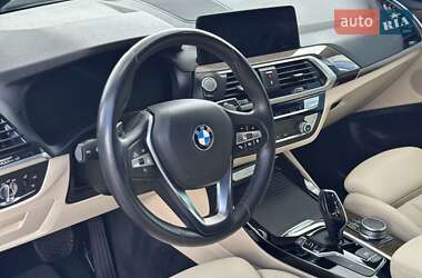Внедорожник / Кроссовер BMW X3 2020 в 