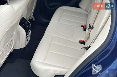 Внедорожник / Кроссовер BMW X3 2020 в 