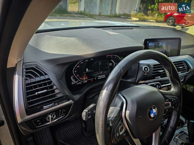 Внедорожник / Кроссовер BMW X3 2018 в Харькове