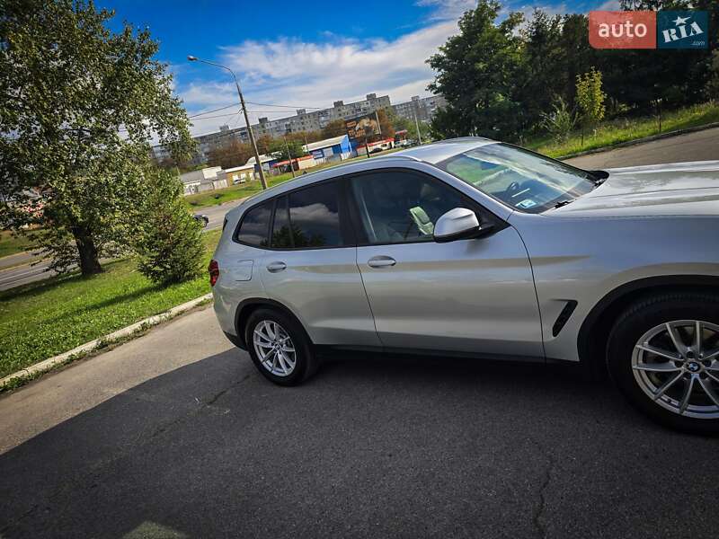 Внедорожник / Кроссовер BMW X3 2018 в Харькове