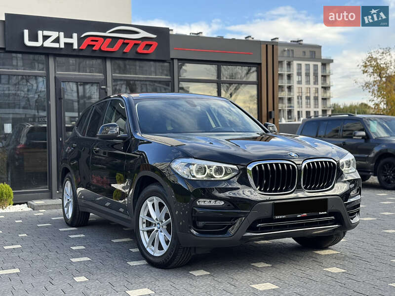 Внедорожник / Кроссовер BMW X3 2018 в Ужгороде
