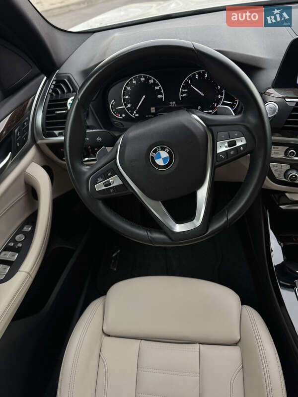 Внедорожник / Кроссовер BMW X3 2020 в Харькове