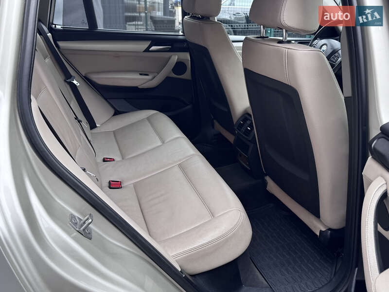 Внедорожник / Кроссовер BMW X3 2013 в Киеве