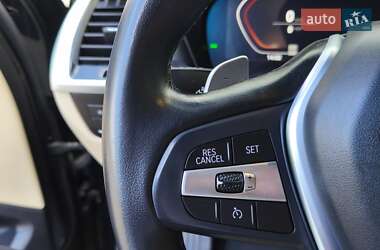 Внедорожник / Кроссовер BMW X3 2021 в 