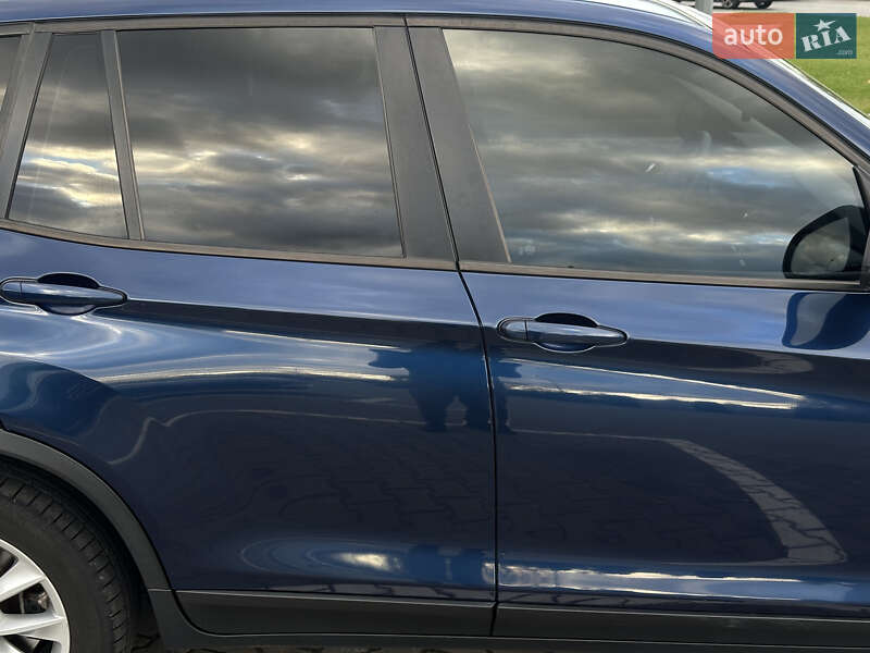 Внедорожник / Кроссовер BMW X3 2014 в Киеве