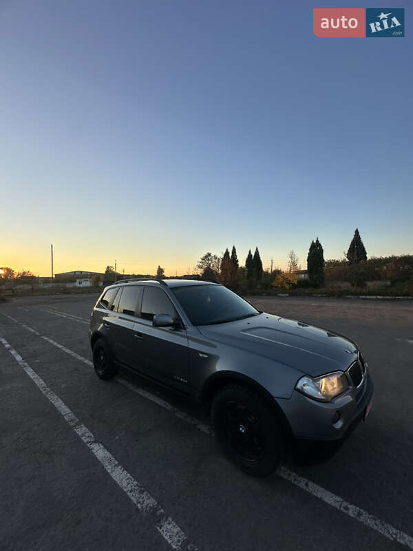 Внедорожник / Кроссовер BMW X3 2009 в Сарнах