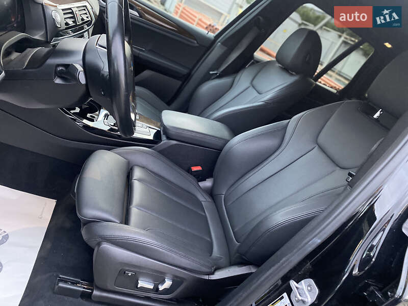 Внедорожник / Кроссовер BMW X3 2020 в Луцке