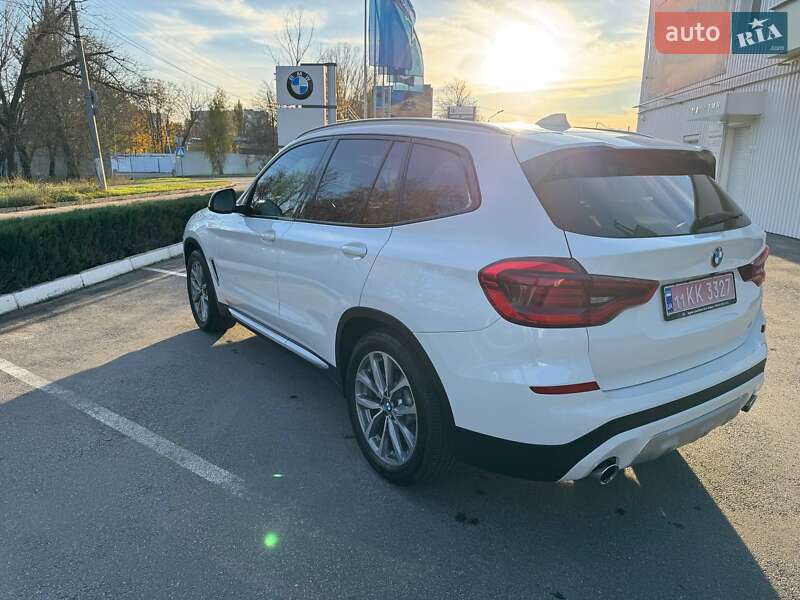 Внедорожник / Кроссовер BMW X3 2017 в Кременчуге
